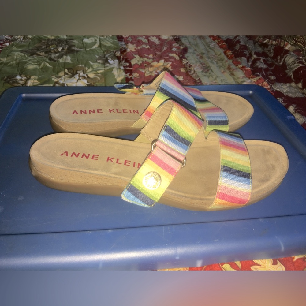 Anne Klein Slides Sz. 8 Ladies